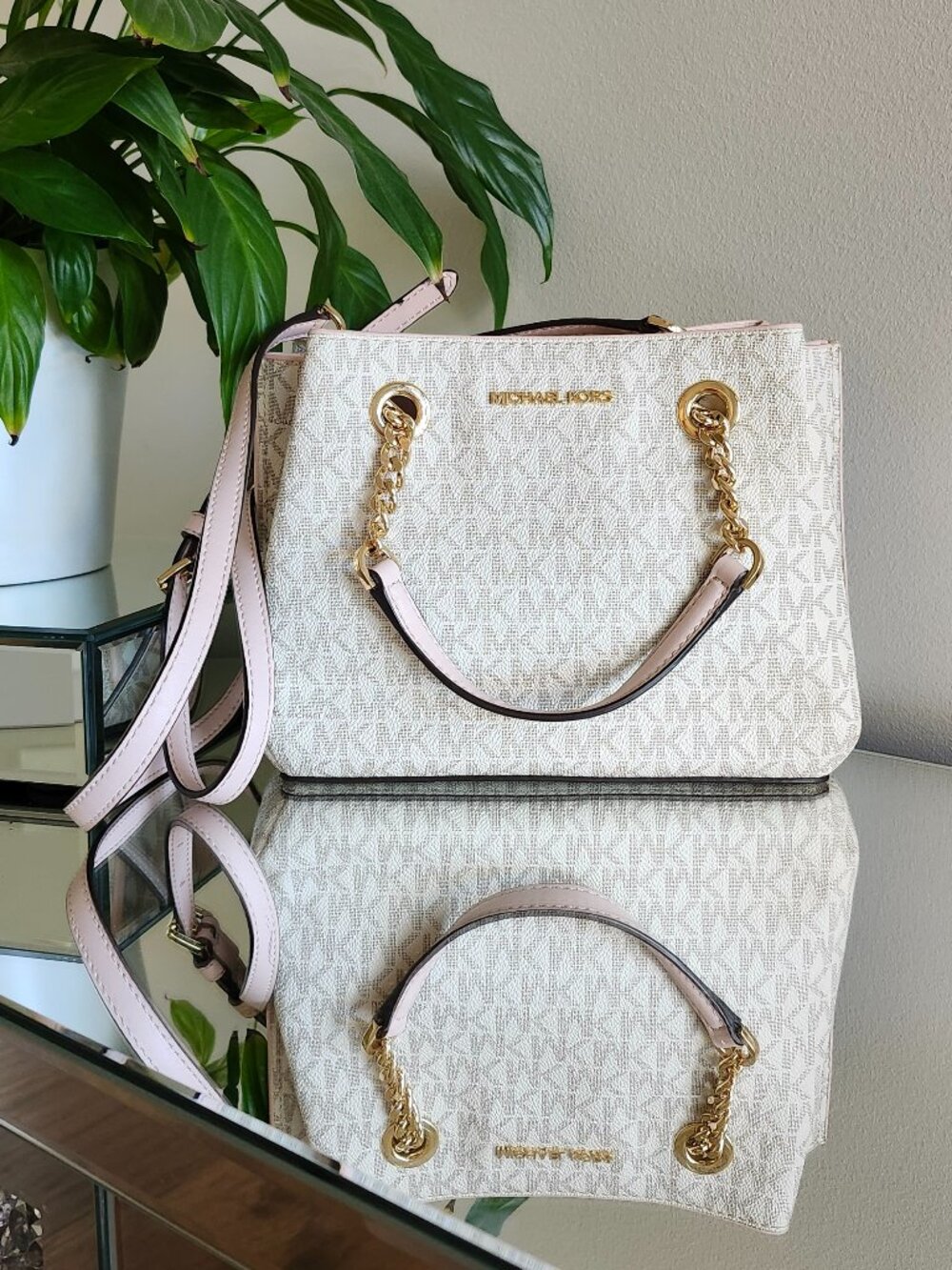 Michael Kors Jet Set Medium Chain Shoulder Tote – Vanilla/Pink – NWOT